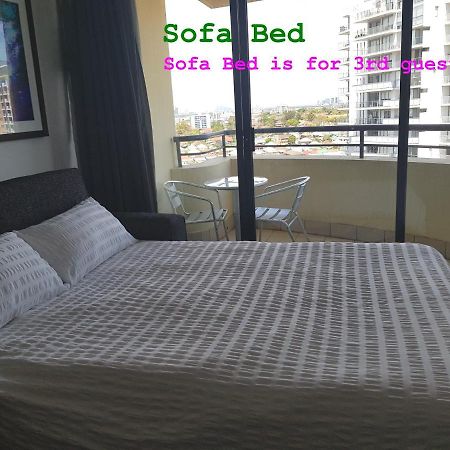 Parramatta Hotel Apartment シドニー エクステリア 写真
